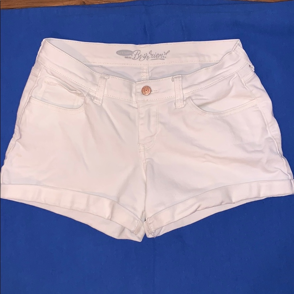Women’s Old Navy White Shorts
